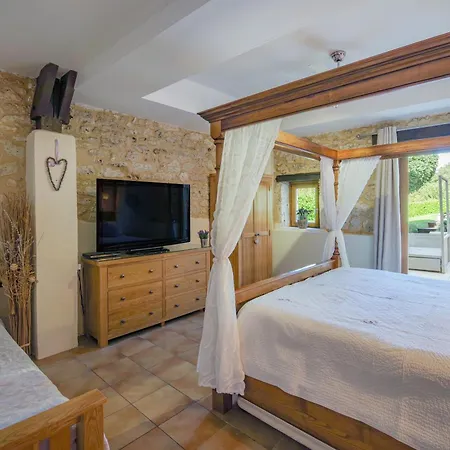 Villa Acabanes - Luxury Dordogne Thénac